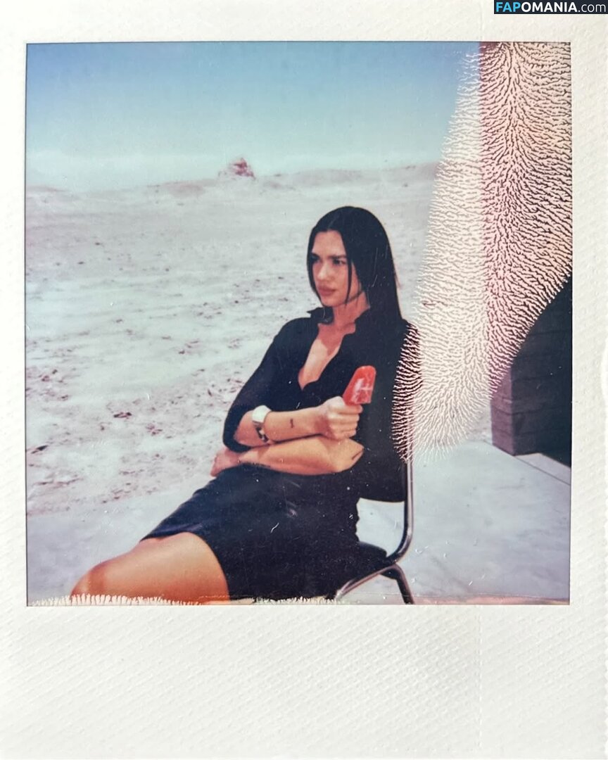 Dua Lipa / dualipa Çıplak OnlyFans  Sızdırılmış Fotoğraf #154