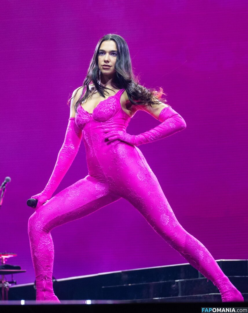Dua Lipa / dualipa Çıplak OnlyFans  Sızdırılmış Fotoğraf #185