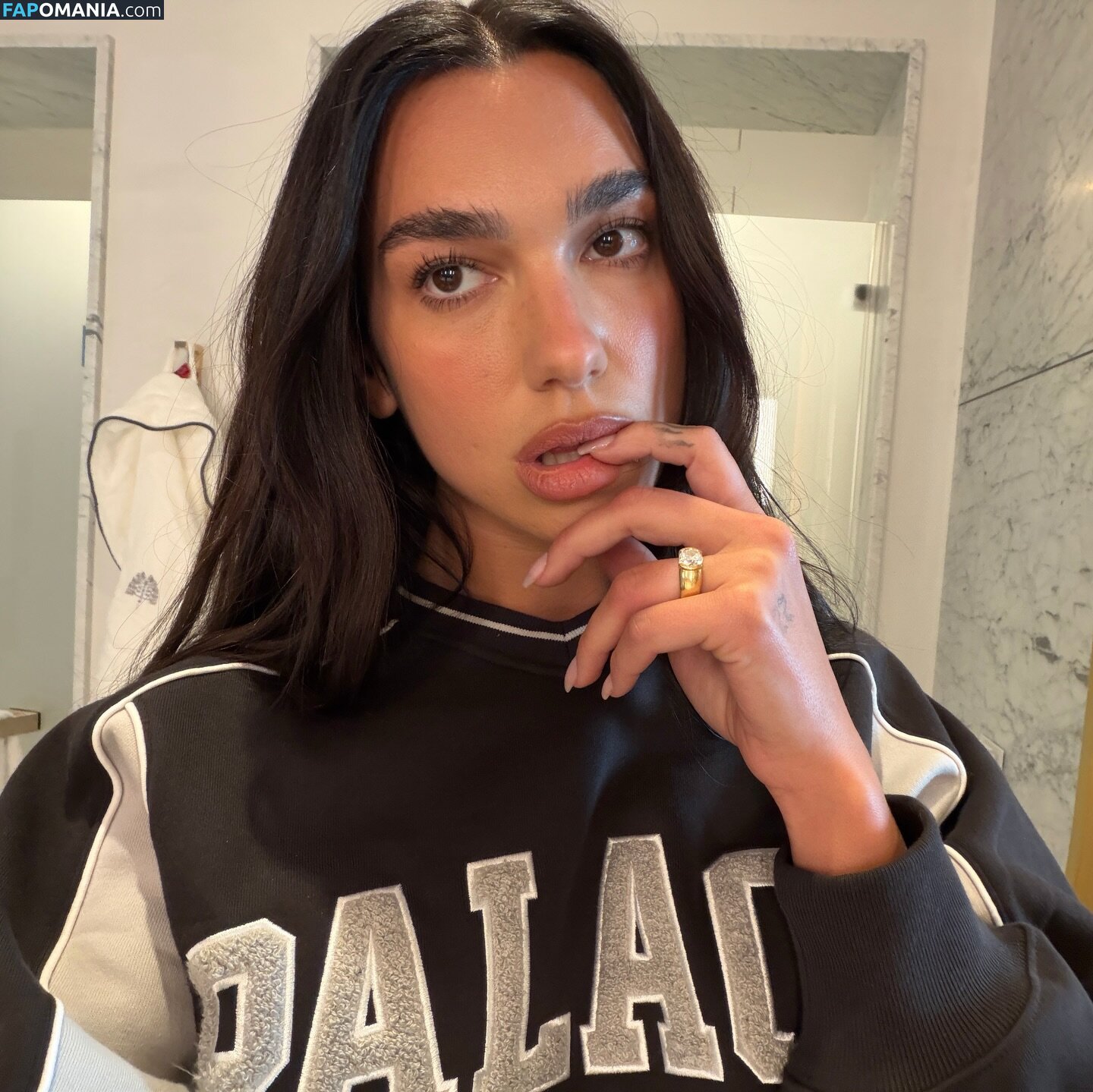 Dua Lipa / dualipa / newsong Çıplak OnlyFans  Sızdırılmış Fotoğraf #213