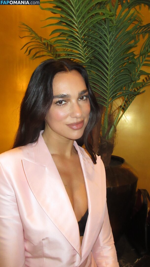 Dua Lipa / dualipa / newsong Çıplak OnlyFans  Sızdırılmış Fotoğraf #215