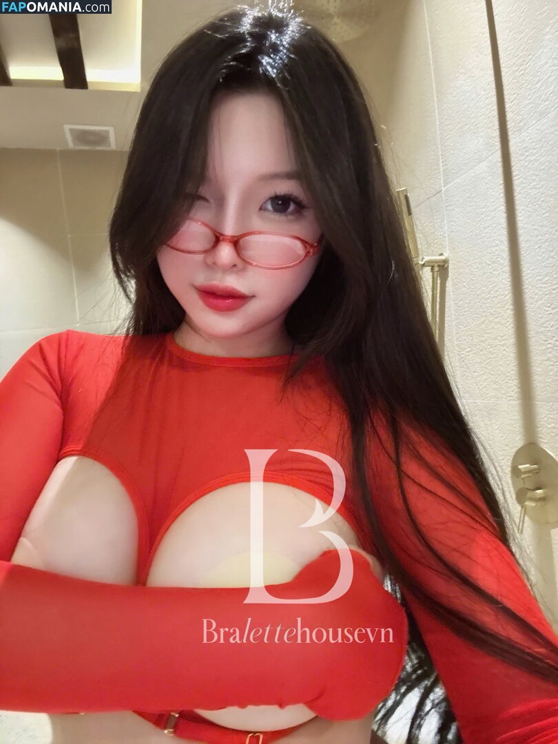 Duyenn Hipp / duyenn.hipp Çıplak OnlyFans  Sızdırılmış Fotoğraf #257