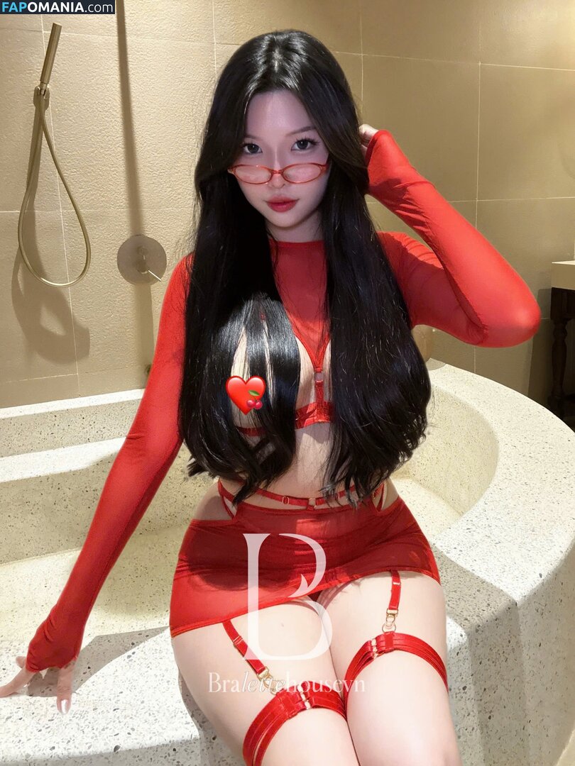 Duyenn Hipp / duyenn.hipp Çıplak OnlyFans  Sızdırılmış Fotoğraf #261