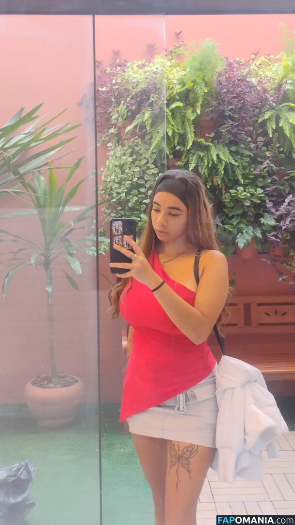 dailly._.saahh / dxp.saraa / s4sazx_ / w3b.srinha Çıplak OnlyFans  Sızdırılmış Fotoğraf #1