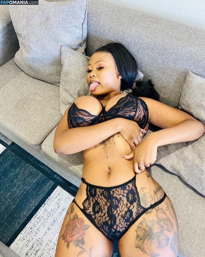 E.mkhwanazi Çıplak OnlyFans  Sızdırılmış Fotoğraf #5