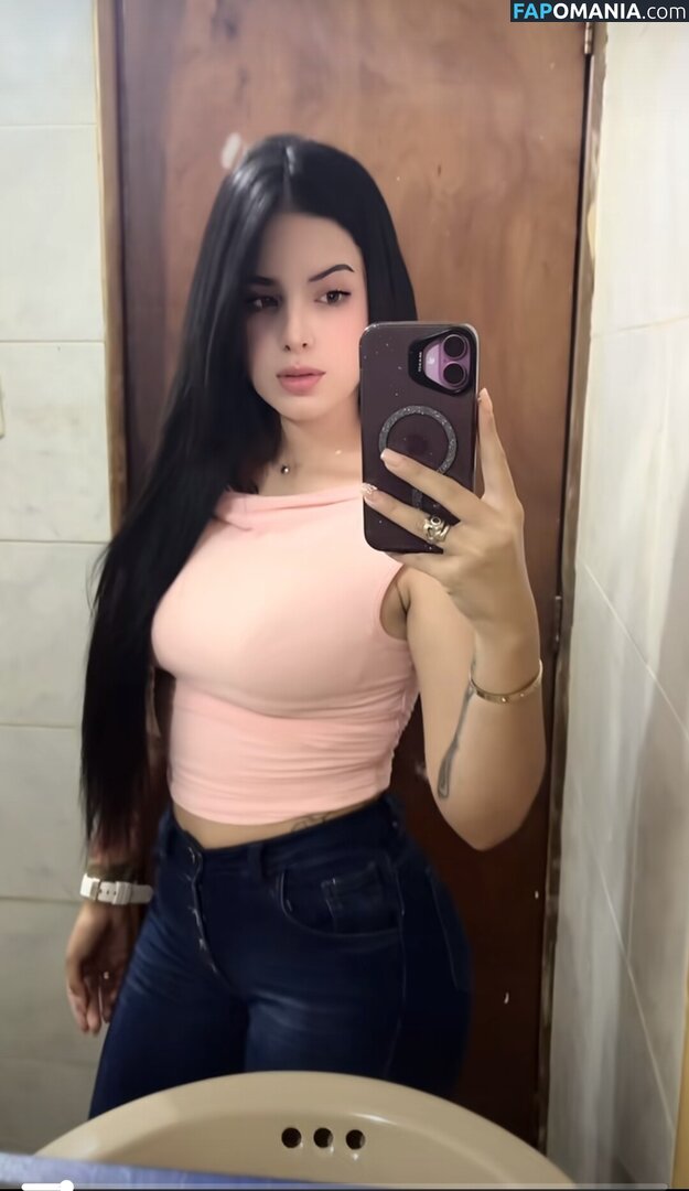 Edvcf16 / charlottegonzalez_02 Çıplak OnlyFans  Sızdırılmış Fotoğraf #1