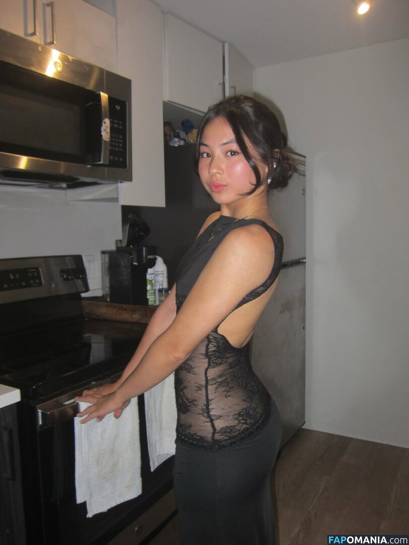Elaine Gu / elainegu_ Çıplak OnlyFans  Sızdırılmış Fotoğraf #6