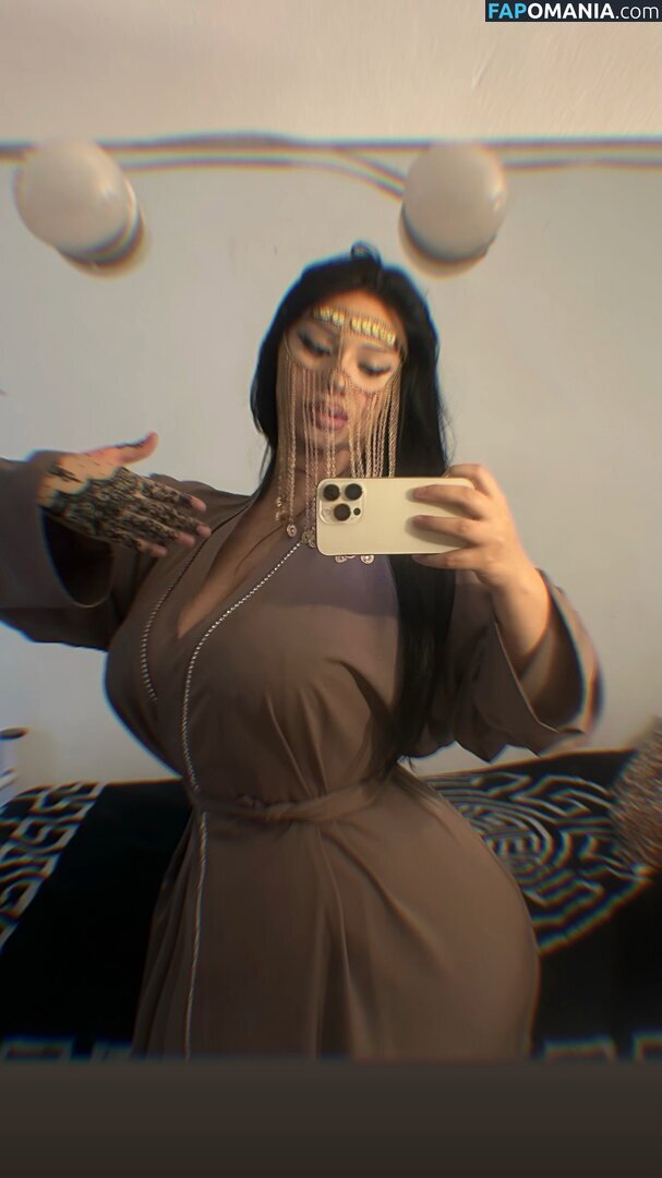 Wissem / _Elegancewoman_ / isswxm Çıplak OnlyFans  Sızdırılmış Fotoğraf #2