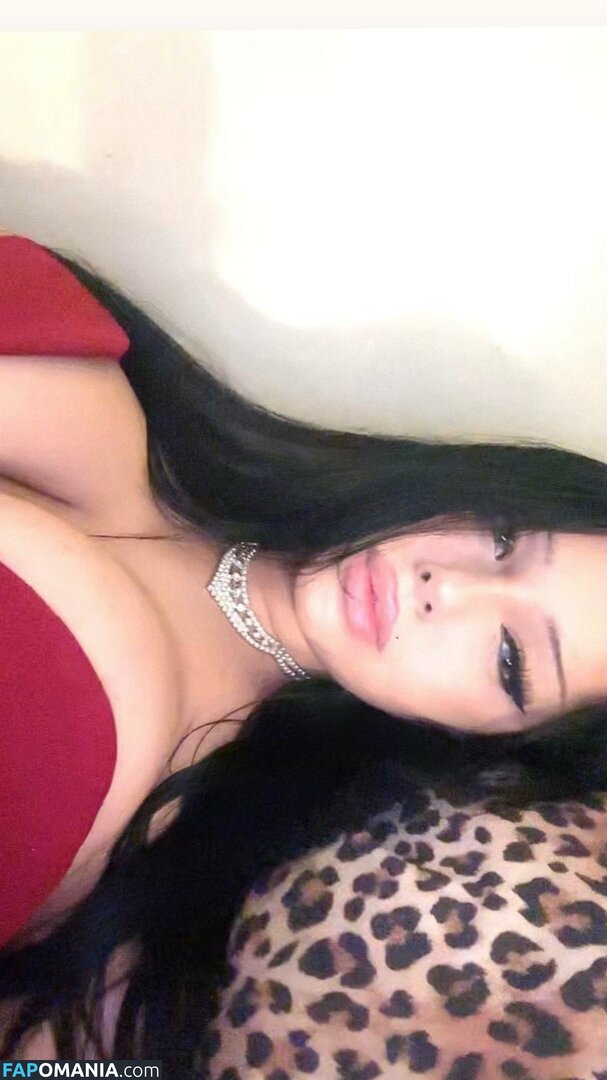 Wissem / _Elegancewoman_ / isswxm Çıplak OnlyFans  Sızdırılmış Fotoğraf #3