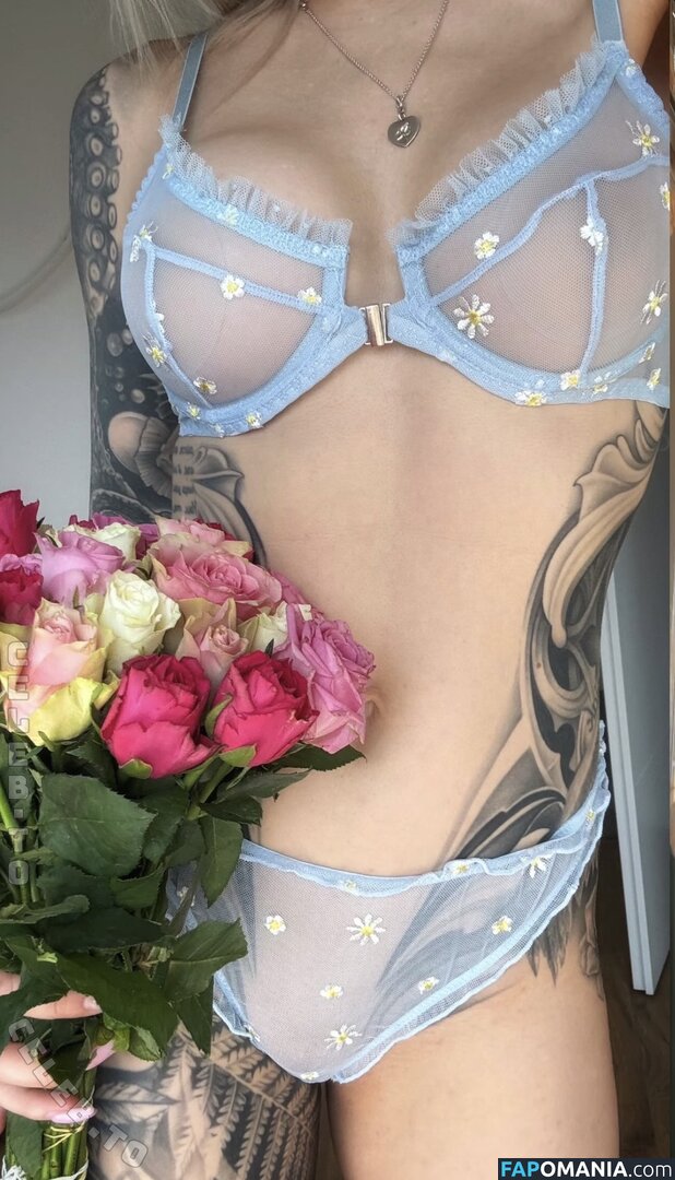 Elena_tight / elena__tight Çıplak OnlyFans  Sızdırılmış Fotoğraf #1