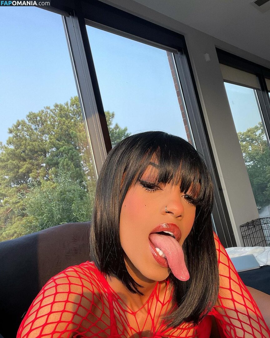 Elenii Abby / eleniiye Çıplak OnlyFans  Sızdırılmış Fotoğraf #1