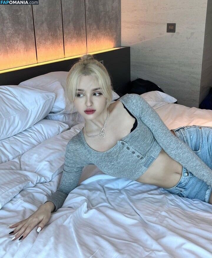 Elina Karimova / elina_4_22 Çıplak OnlyFans  Sızdırılmış Fotoğraf #5