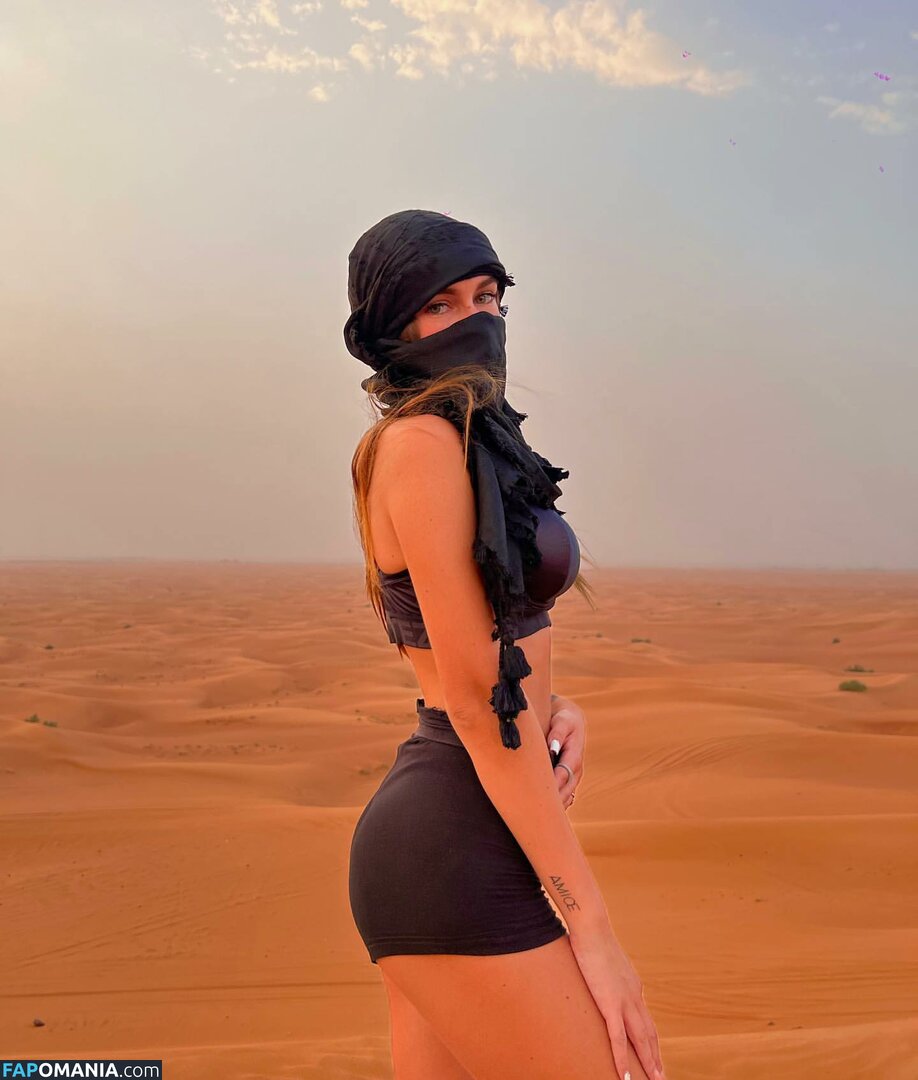 Elisa Esposito / eli.esposito / eli.espositoo / la_prof_eli Çıplak OnlyFans  Sızdırılmış Fotoğraf #30
