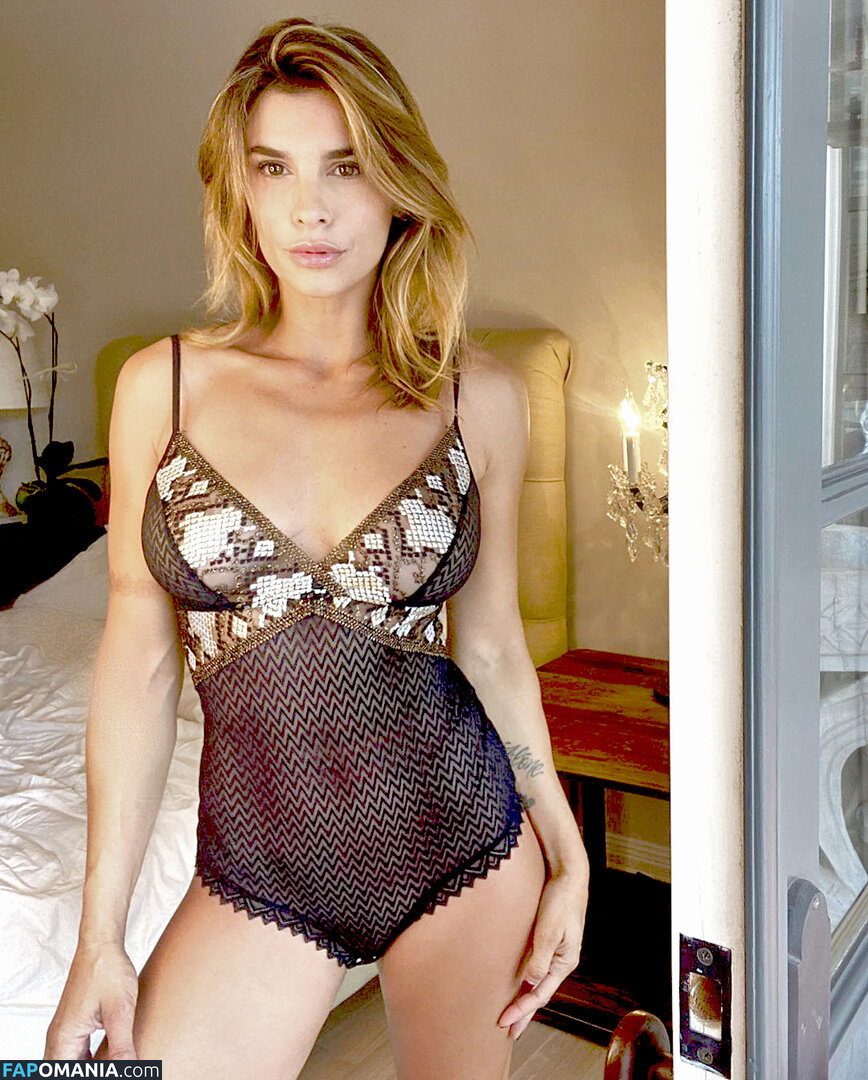 Elisabetta Canalis / JustElisabetta / littlecrumb_ Çıplak OnlyFans  Sızdırılmış Fotoğraf #655