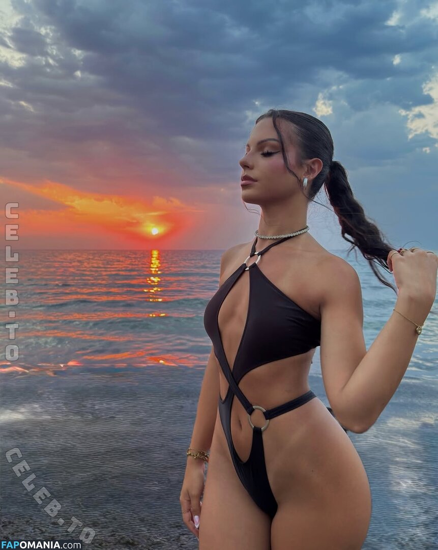 elisavisee Çıplak OnlyFans  Sızdırılmış Fotoğraf #5