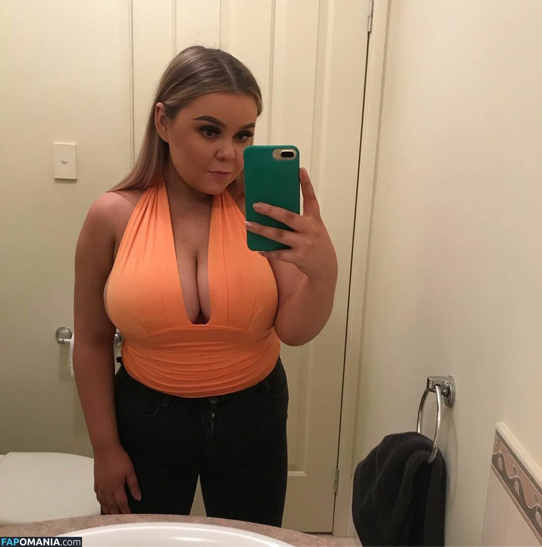 Elise / elise2222 / elise_cm Çıplak OnlyFans  Sızdırılmış Fotoğraf #8