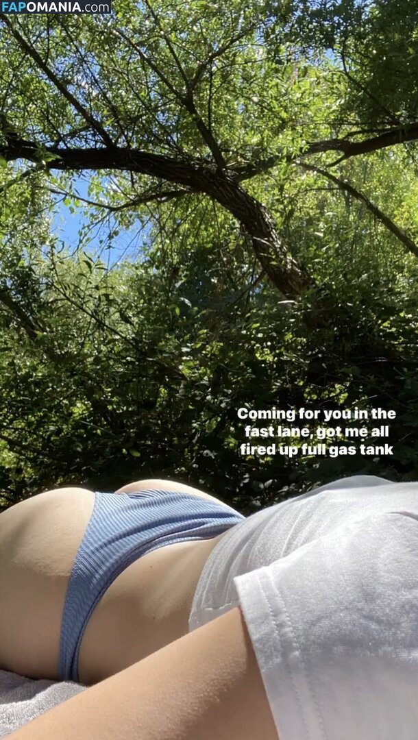 Elissa Beck / elissaaa.beck / elissabeck / pr1ncessviolet Çıplak OnlyFans  Sızdırılmış Fotoğraf #3