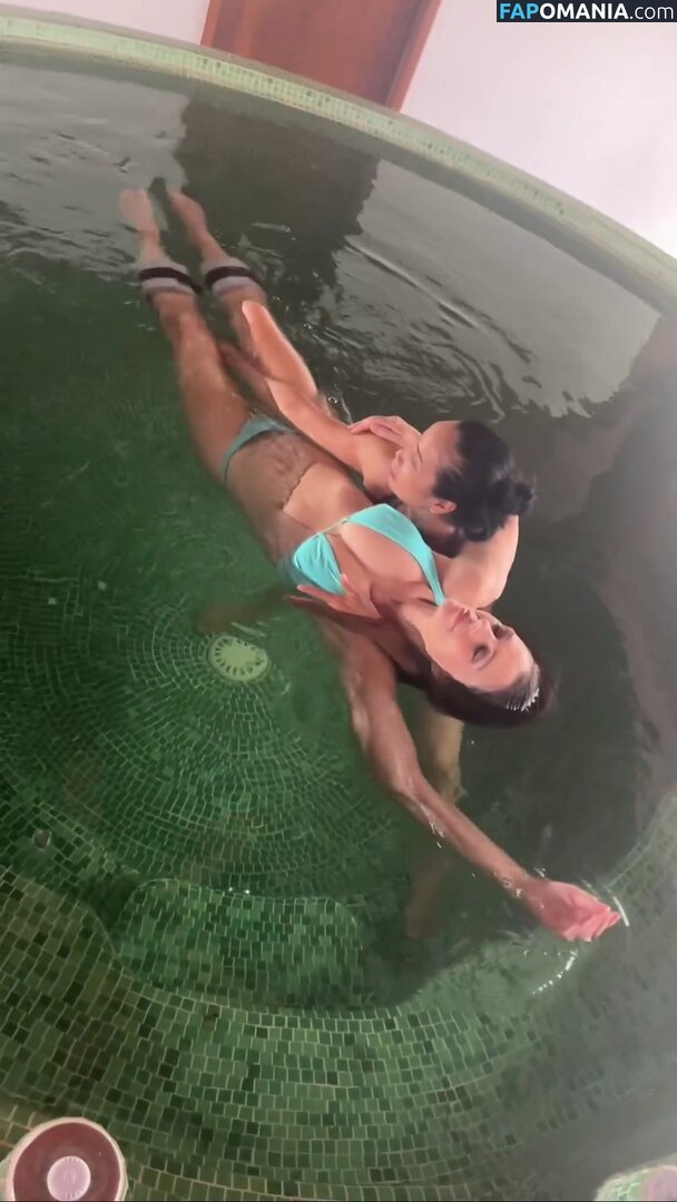 Elizabeth Hurley / elizabethhurley / elizabethhurley1 Çıplak OnlyFans  Sızdırılmış Fotoğraf #251