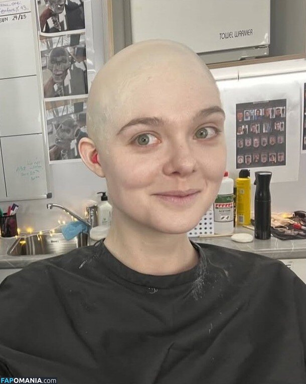 Elle Fanning / ellefanning Çıplak OnlyFans  Sızdırılmış Fotoğraf #49