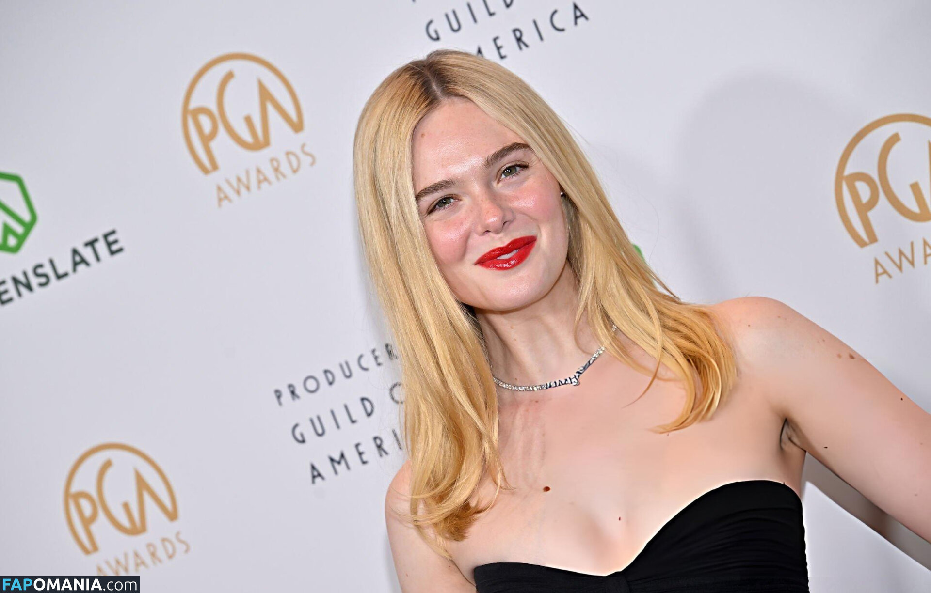 Elle Fanning / ellefanning Çıplak OnlyFans  Sızdırılmış Fotoğraf #95