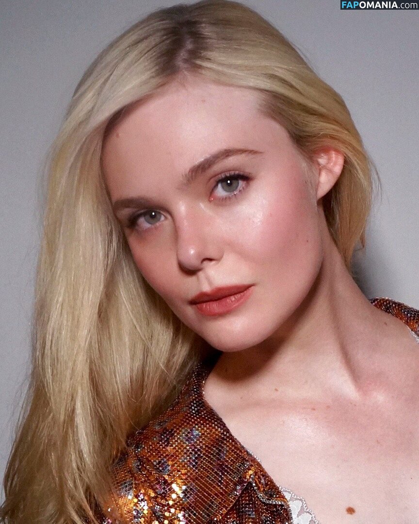 Elle Fanning / ellefanning Çıplak OnlyFans  Sızdırılmış Fotoğraf #115