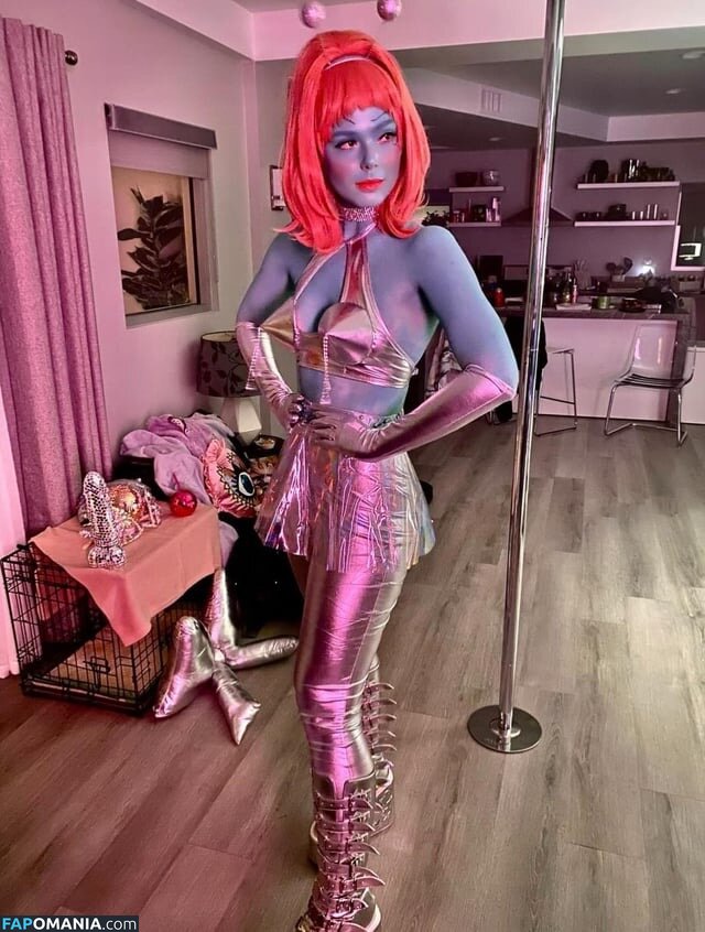 Elle Fanning / ellefanning Çıplak OnlyFans  Sızdırılmış Fotoğraf #124