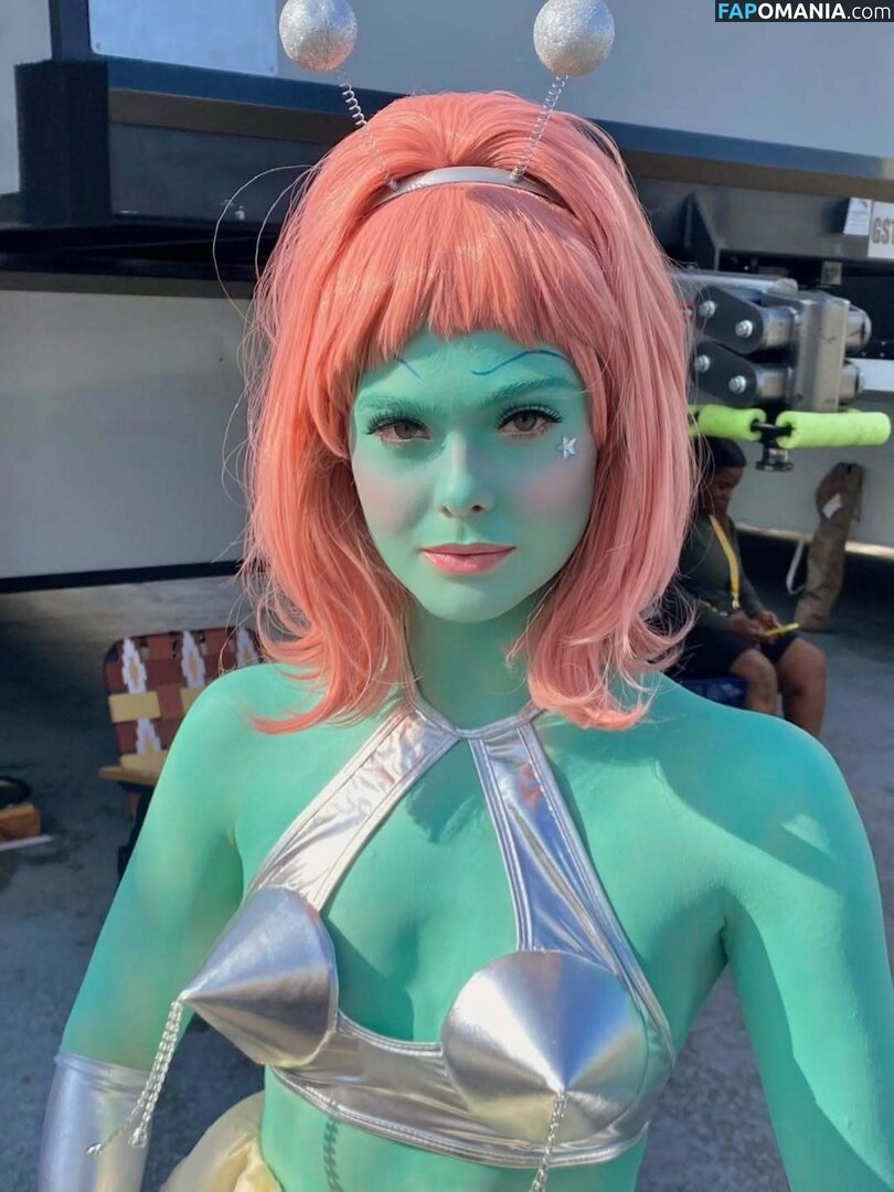 Elle Fanning / ellefanning Çıplak OnlyFans  Sızdırılmış Fotoğraf #131