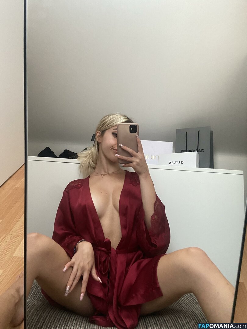 ellamaiofficial / ellenofficial / ellenofficial__ Çıplak OnlyFans  Sızdırılmış Fotoğraf #11