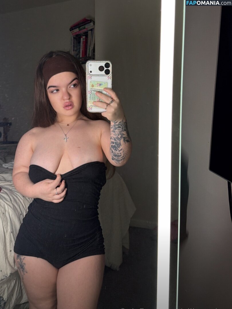 Ellie Cassidy / ellie__cassidy / elliecassidy Çıplak OnlyFans  Sızdırılmış Fotoğraf #2