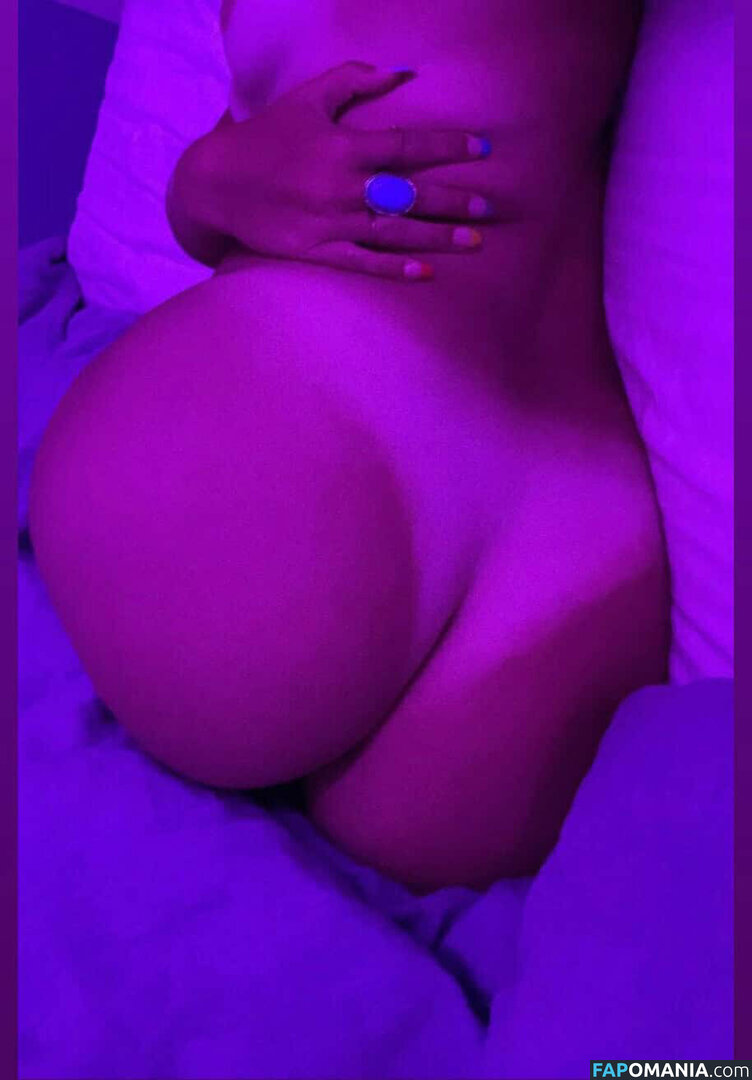 Ellie / Ellie Hammond / ellie.rhammond_ Çıplak OnlyFans  Sızdırılmış Fotoğraf #14