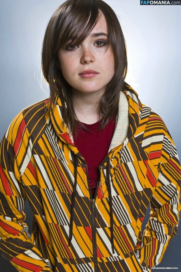 Elliot Page / elliotpage / formerly Ellen Page Çıplak OnlyFans  Sızdırılmış Fotoğraf #11