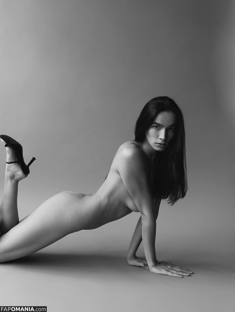 Elvina Garaeva / elyagara Çıplak OnlyFans  Sızdırılmış Fotoğraf #5