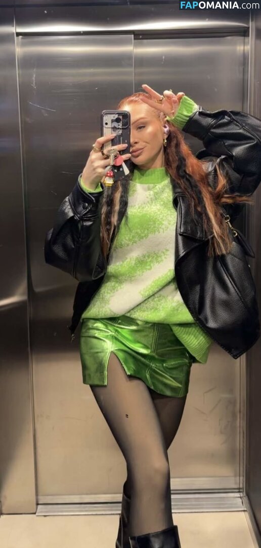 Elzthewitch Çıplak OnlyFans  Sızdırılmış Fotoğraf #1