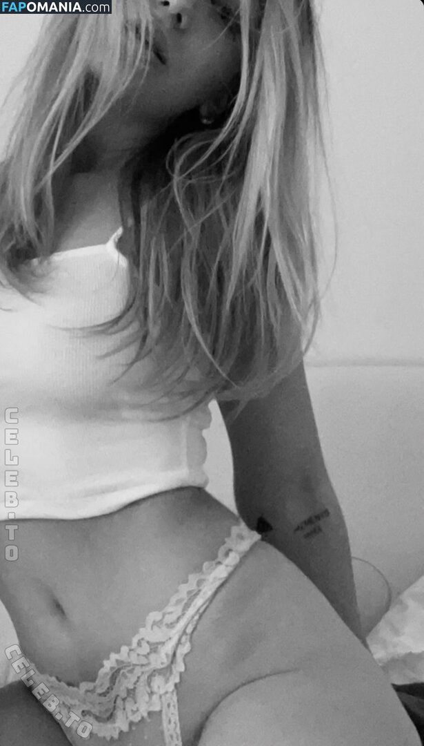 Ema Louise / emalouiise / emaxlouise Çıplak OnlyFans  Sızdırılmış Fotoğraf #6