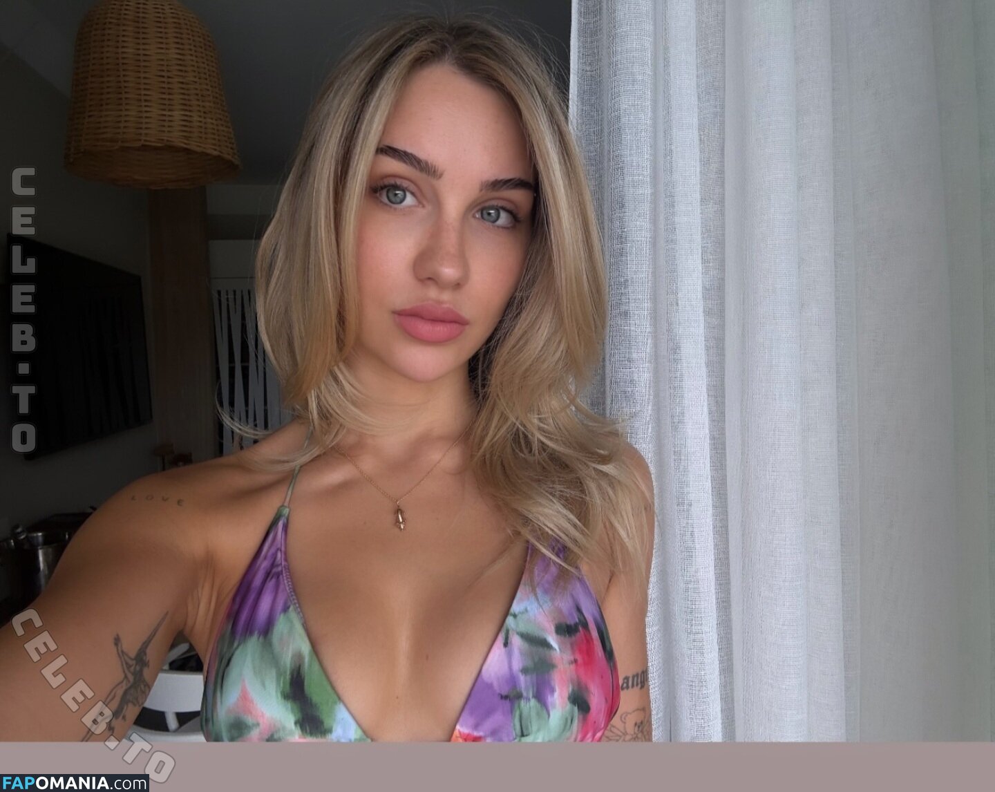Ema Louise / emalouiise / emaxlouise Çıplak OnlyFans  Sızdırılmış Fotoğraf #17
