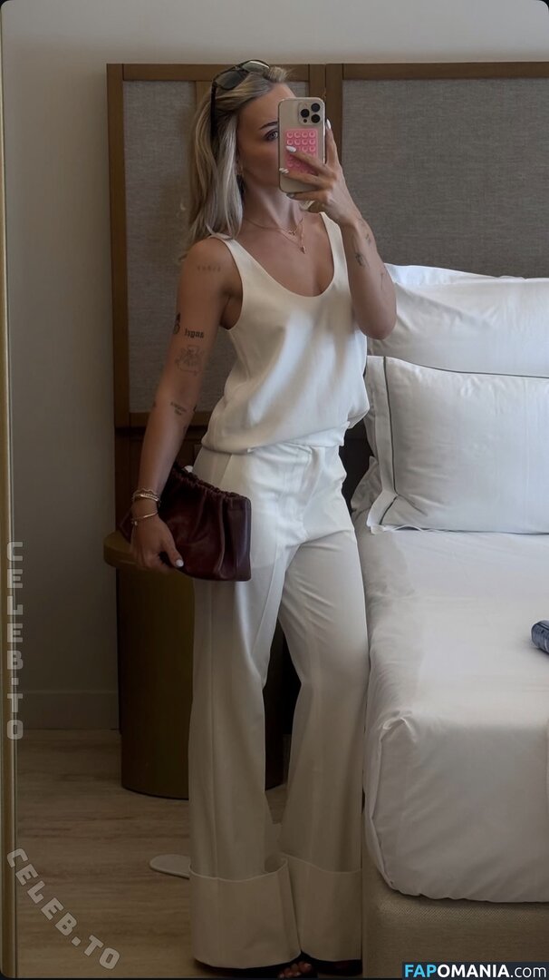 Ema Louise / emalouiise / emaxlouise Çıplak OnlyFans  Sızdırılmış Fotoğraf #23