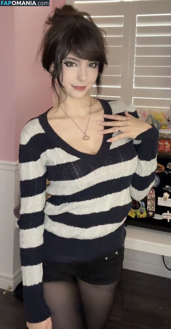 __emiki / em098 / emik28 / emiki / emiki28 / ilovekitties.28 Çıplak OnlyFans  Sızdırılmış Fotoğraf #8