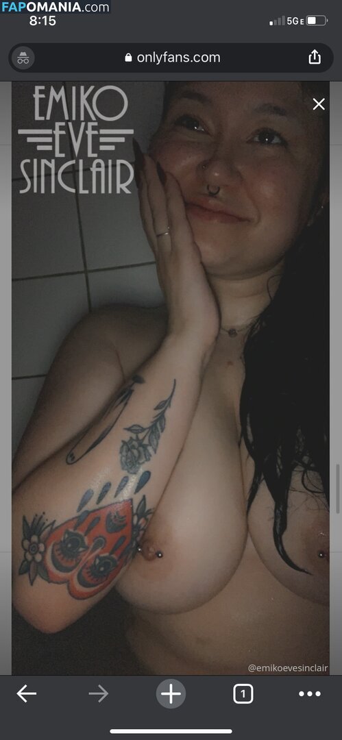 emikoevesinclair / katherine hershey / katie hershey / katieemiko3 / twitchywitchygoth Çıplak OnlyFans  Sızdırılmış Fotoğraf #7