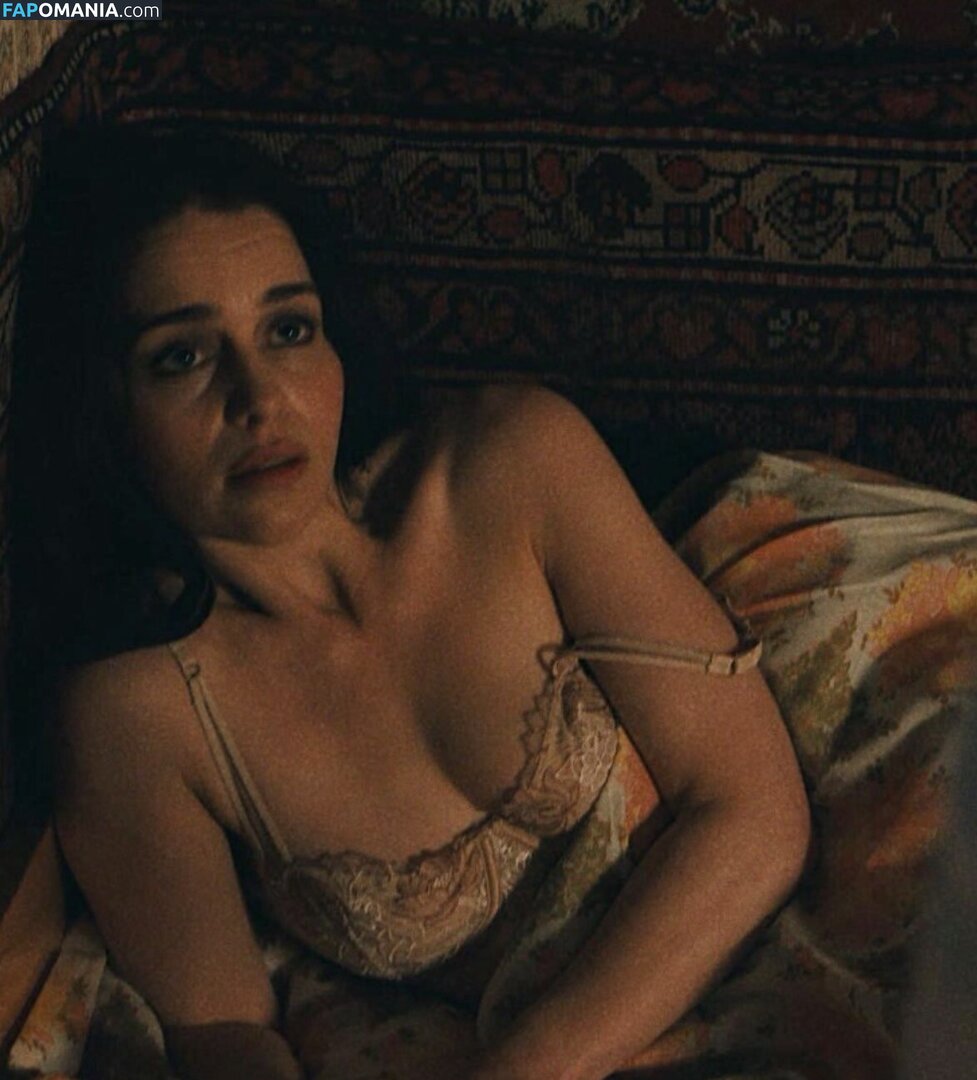 Emilia Clarke / clarkeyxo / emilia_clarke / emiliaclarke Çıplak OnlyFans  Sızdırılmış Fotoğraf #909