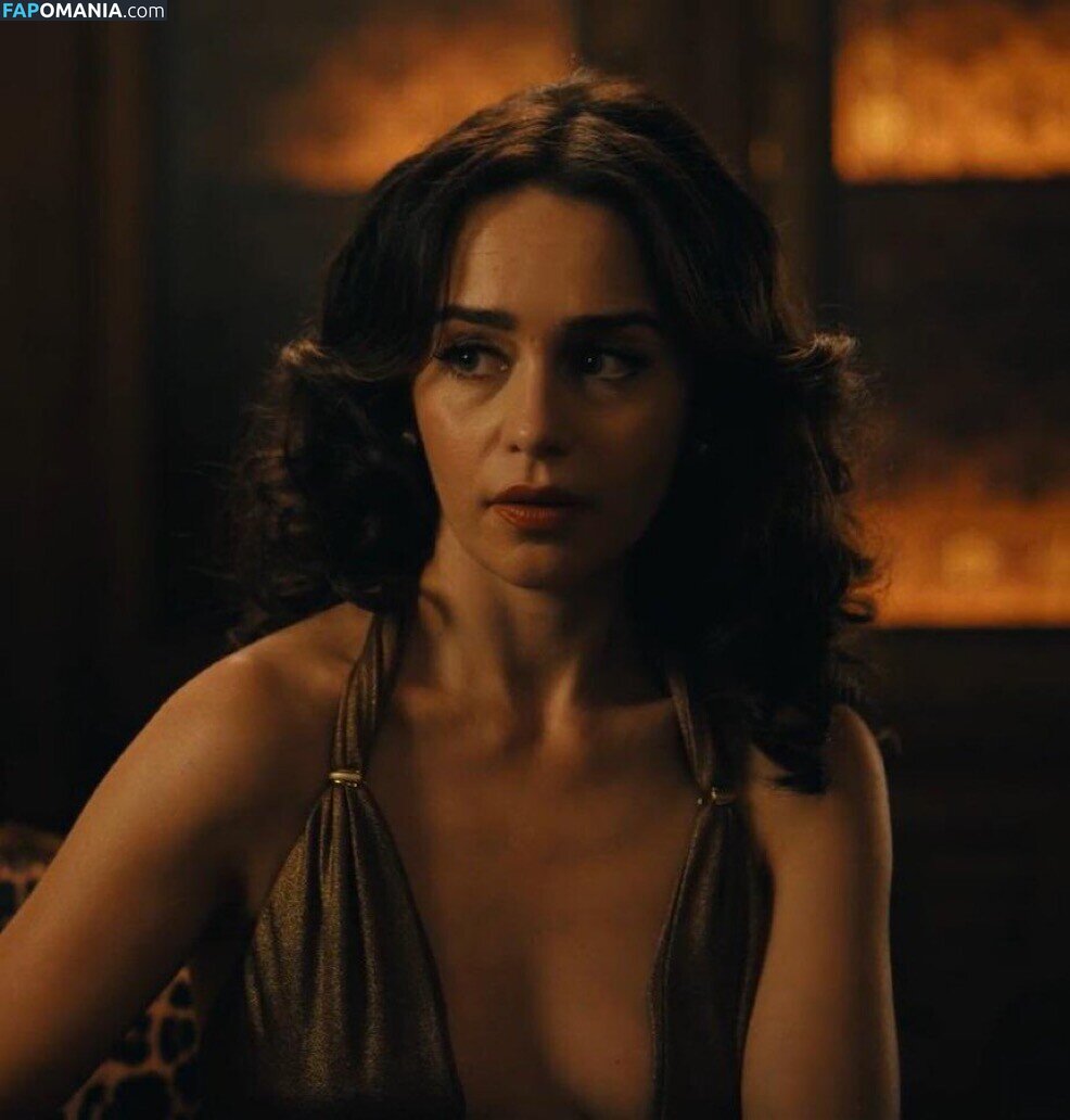 Emilia Clarke / clarkeyxo / emilia_clarke / emiliaclarke Çıplak OnlyFans  Sızdırılmış Fotoğraf #910