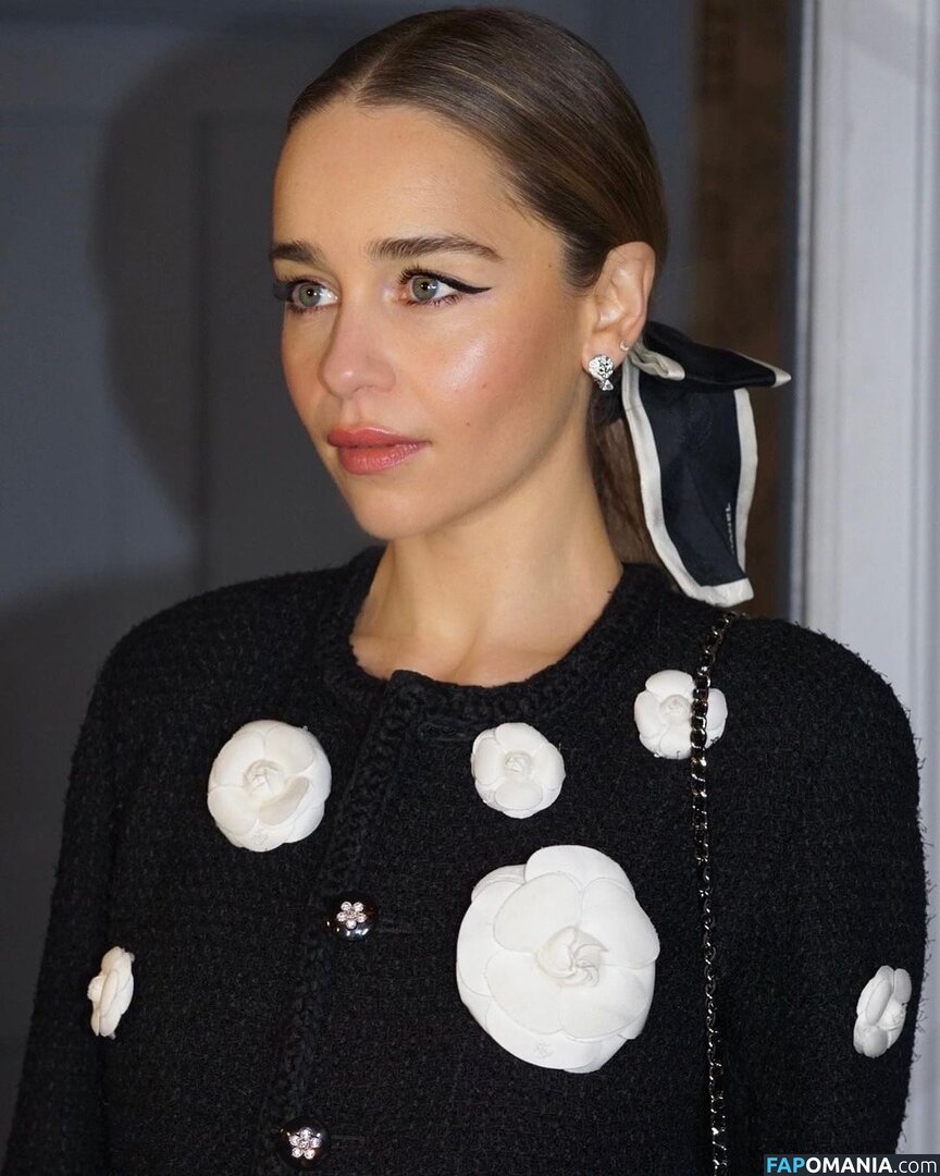 Emilia Clarke / clarkeyxo / emilia_clarke / emiliaclarke / emiliaclarkecentral / https: Çıplak OnlyFans  Sızdırılmış Fotoğraf #930