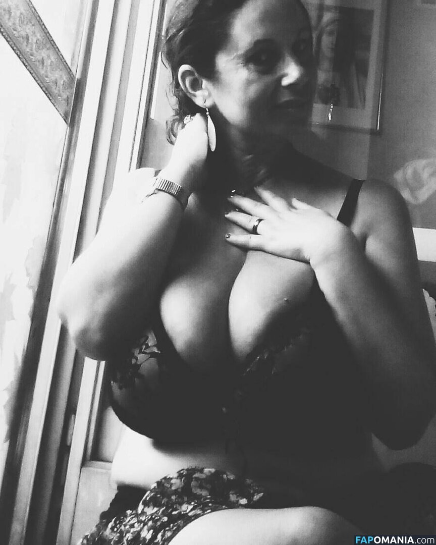 Emilia Di Giovanni / falena1971 Çıplak OnlyFans  Sızdırılmış Fotoğraf #40