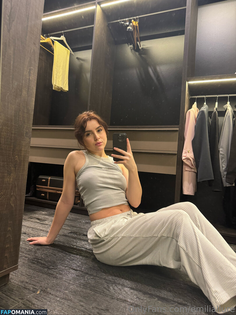 emiliallure Çıplak OnlyFans  Sızdırılmış Fotoğraf #5