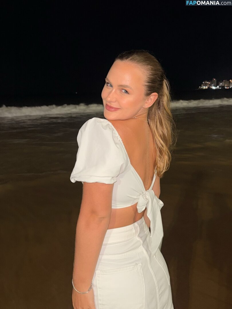 Emilly Schellmann / _emillyschellmann Çıplak OnlyFans  Sızdırılmış Fotoğraf #8