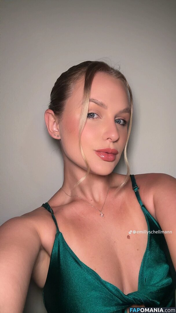 Emilly Schellmann / _emillyschellmann Çıplak OnlyFans  Sızdırılmış Fotoğraf #18