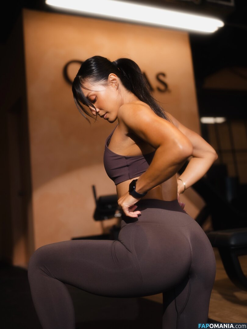 Emily Alabi / emilyalabi / https: Çıplak OnlyFans  Sızdırılmış Fotoğraf #18