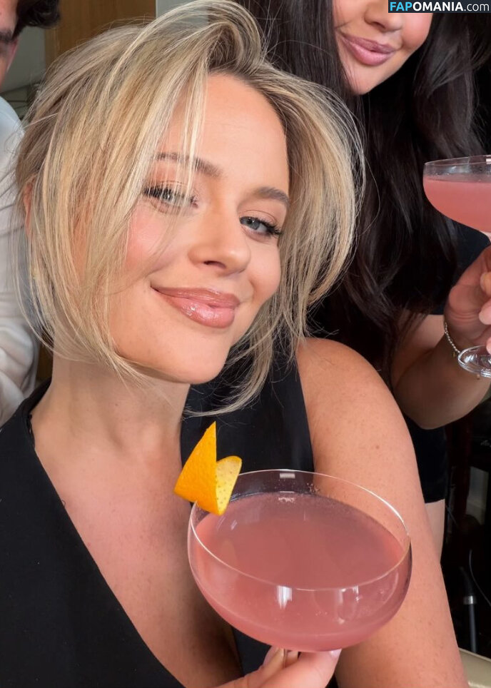 Emily Atack / emilyatack Çıplak OnlyFans  Sızdırılmış Fotoğraf #15