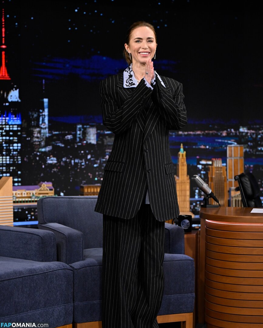 Emily Blunt / _emily_blunt_ / twogirlsoneblunt Çıplak OnlyFans  Sızdırılmış Fotoğraf #470