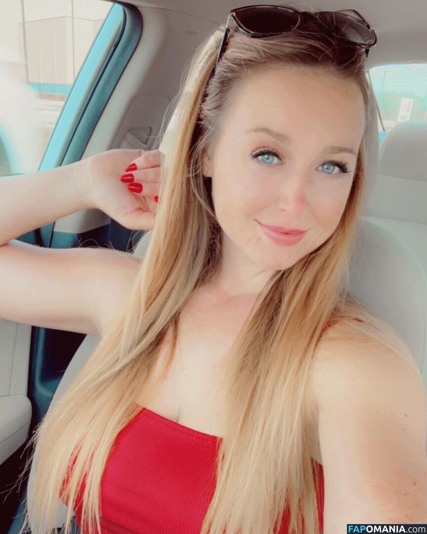 Emily James Çıplak OnlyFans  Sızdırılmış Fotoğraf #3