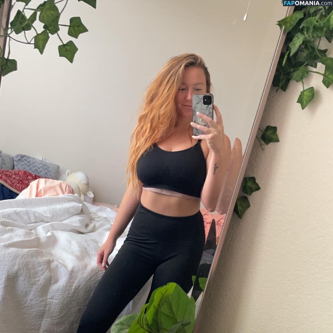 Emily James Çıplak OnlyFans  Sızdırılmış Fotoğraf #9