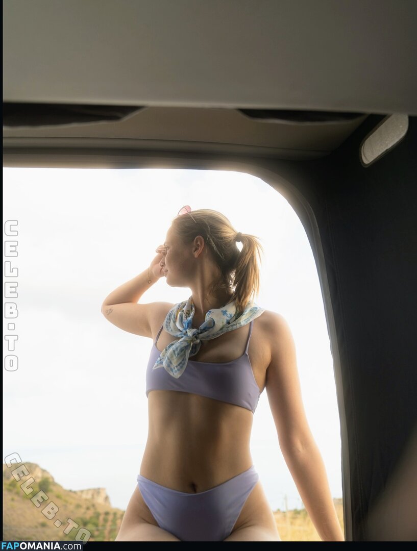 Emily Marie Neumann / emilymarieneumann Çıplak OnlyFans  Sızdırılmış Fotoğraf #2